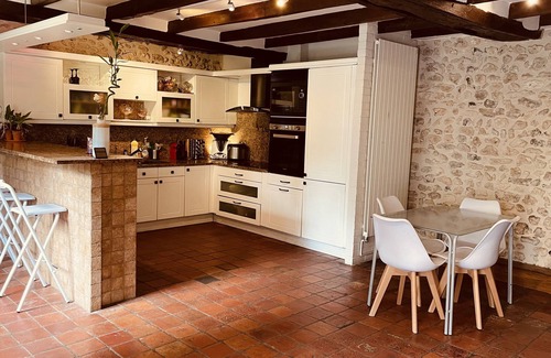 Saint-Pierre-de-Bailleul House | Unforgettable family vacations: Heated swimming pool, Large garden, Cinema, Spa
