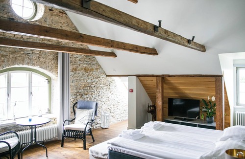 Suuresadama House | Ungru Guesthouse and Restaurant