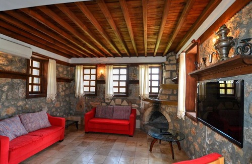 Fethiye House | Unique 4 bedroom stone villa