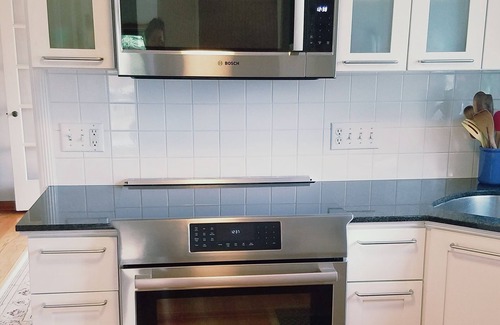 Dicken House | Unique Ann Arbor Short Term Rental - Perfect for Football Weekends & Graduation