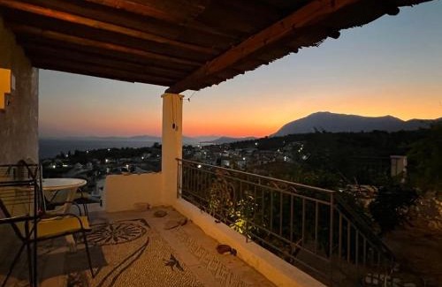 Koumeika House | Unique breathtaking seaview house