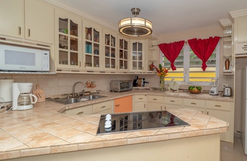 Naguabo House | Unique Casa and Casita Heliconia- 2 separate properties and salt water spa.