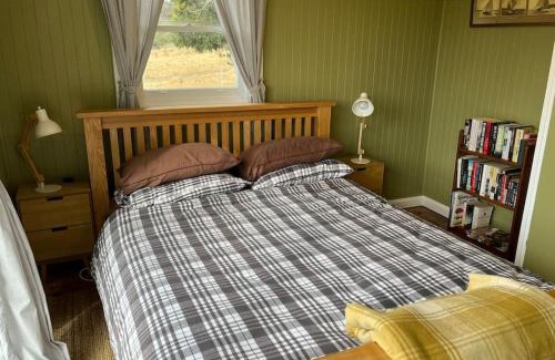 Bannaby House | Unique Country Retreat Taralga-Bannaby