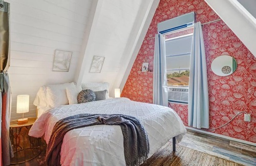 Bonita Springs House | Unique Cozy A-Frame