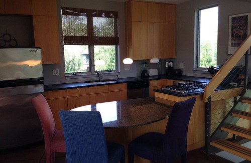 Oxford House | Unique home five minutes from Miami University