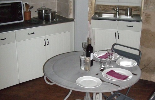 Gensac House | Unique renovated tower, sleeps 2 set among vines near St Emilion