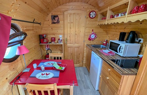 Mantoche Cottage | Unique Retreat by the Saône in Mantoche