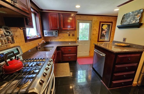 Craigsville House | Unique & tranquil getaway! Custom indoor and outdoor spaces to explore/relax!n