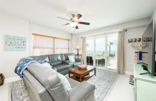 Ocean View Halifax Estates Apartment | Unit 102 Aruba - 3 Bedroom Ocean Front