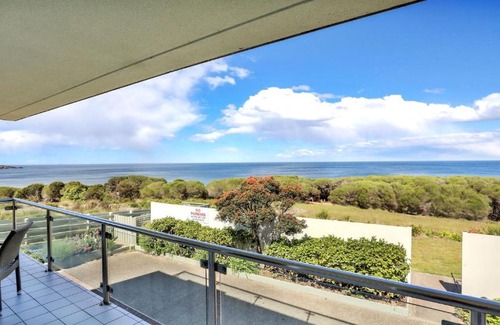 Tura Beach House | Unit 3 18 Surf Circle Tura Beach