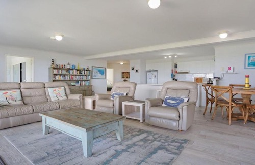 Tura Beach House | Unit 3 18 Surf Circle Tura Beach