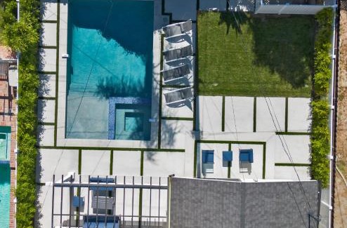 Toluca Woods Villa | Universal Studio Stellar Home with pool and jacuzzi