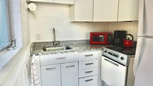 Lower Avenues House | University Stay-near U Of U, Hospitals, Downtown