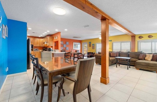 St. Augustine House | Unobstructed ocean views! ๐ Entire home with 2 living areas for the perfect seaside escape.