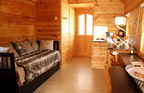 Barberey-aux-Moines Ski Chalet | Unusual caravan in a far west atmosphere at the gates of Troyes