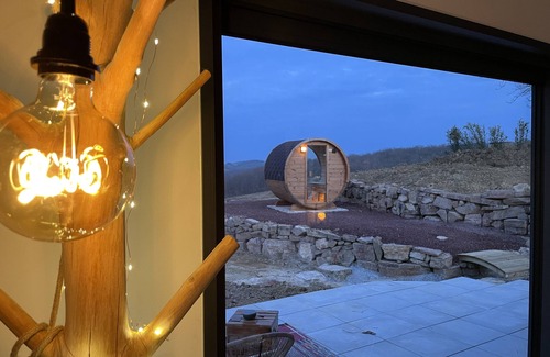 Grazac Apartment | Unusual in the heart of nature, Nordic bath, panoramic sauna