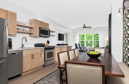 Galloway Condo | Unwind in Style: Marriott Fairway Villas