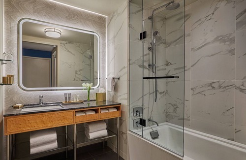 Rush and Division House | Unwind & Indulge In Our Oasis! 4 Relaxing Units, Rooftop Pool, Pets Allowed