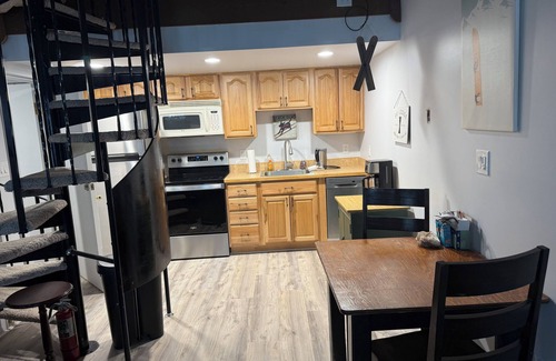Mancelona Condo | Up North Getaway Golf Retreat