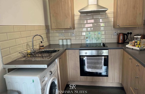 Newcastle-upon-Tyne Apartment | Up to 20% Off! Modern 2BR in City Centre