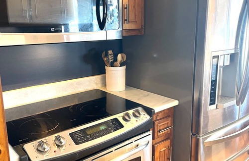 Iuka House | Updated lake house on beautiful Bear Creek!