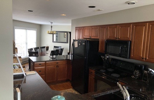 Nellysford House | Updated spacious home with top of the mountain view!