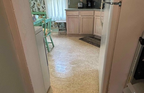 Cape May Point Cottage | Updated Victorian near beach. Inquire for reduced rates in August!