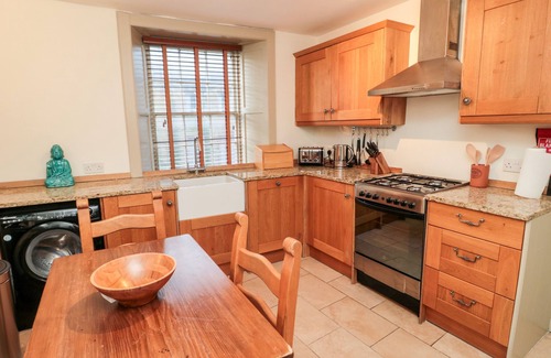 South Charlton Cottage | UPPER OAKWOOD, pet friendly, character holiday cottage in Alnwick