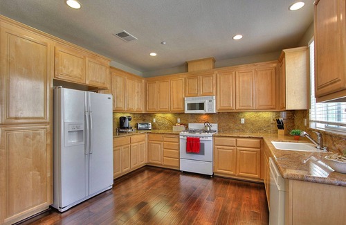 Santa Clara House | Upscale 3BR Rivermark Home near 49ers Stadium&Convention Center
