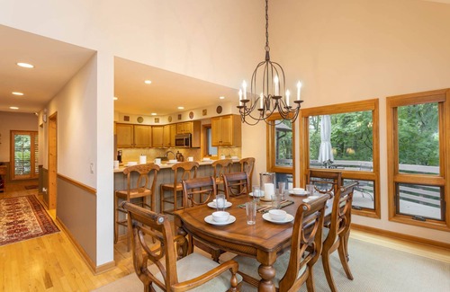 Boone House | Upscale Home in Gated Community