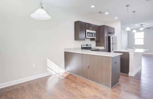 Pineville House | Upscale King 3BR Townhouse in Pineville!