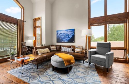 Mountain Village House | Upscale Ski In Out Condo 40 to Chondola Lift