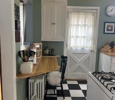 Uptown Apartment | Uptown Getaway by the Lakes