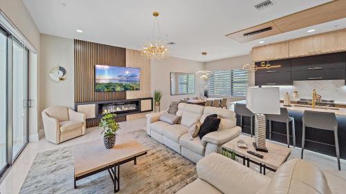 Downtown House | Uptown Oasis