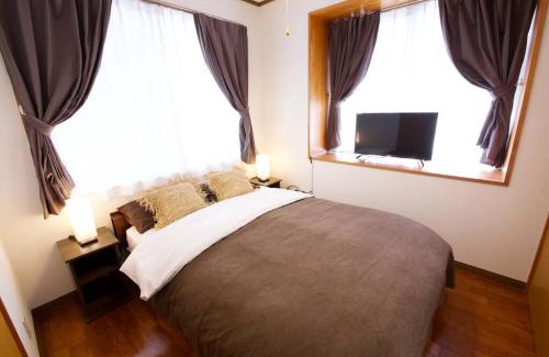 Nakanishi Apartment | URASOE House