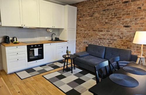 Chorzow Apartment | URBAN APARTMENTS PREMIUM No 2, FREE private parking, Self CHECK-IN