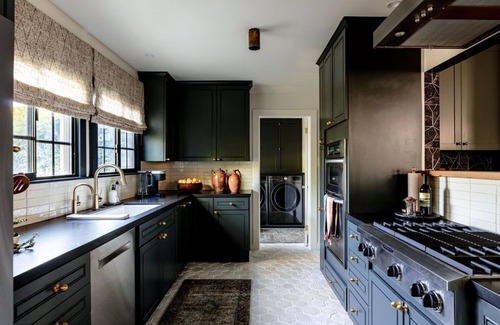 Mid-Wilshire Condo | Urban Bloom-Luxury Stay in Mid City LA