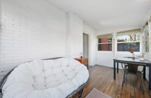 Franklin Park House | Urban Elegance Getaway