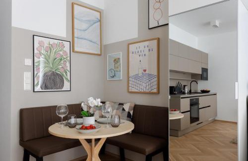 Rudolfsheim-Funfhaus Apartment | Urban Hideaway Vienna
