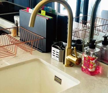 Greater Johannesburg Metropolitan Area Apartment | Urban Luxe Stay - 5 Min to Gautrain & Parking