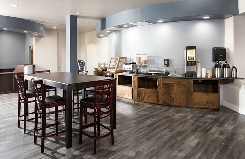 Downtown Tucson House | Urban Retreat in the Heart of Tucson! 2 Family-friendly Units! Outdoor Pool!