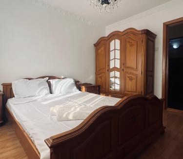 Jibert Apartment | Urban Stay with 3 bedrooms