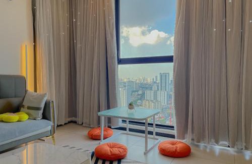 George Town Apartment | Urban Suites - Dolphin's Home
