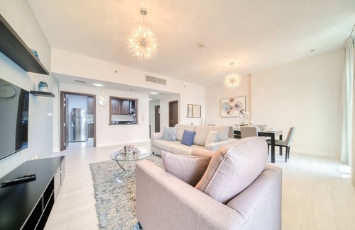 Dubai Marina Apartment | Urbane 2BR At Shams 1 JBR by Deluxe Holiday Homes