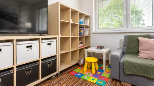 Nove Mesto Apartment | UrbanElegance Escape, top location, private parking