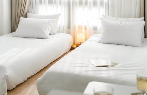 Ikseon-dong Hanok Village Apartment | Urbanstay Boutique Ikseon