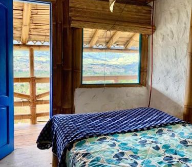 San Rafael House | Urku Wasi Casa Bambú