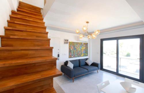 Gulbahce Mahallesi Apartment | Urla Surf House Dublex Rooftop Terrace Two Bedrooms