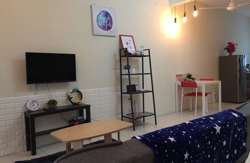 Taman Kolej Perdana House | Utar Kampar Nice & Cozy 5-8 pax aircond Homestay