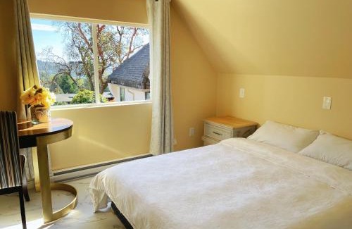 Saanich East House | UVIC Ocean Peak house